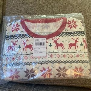 NWT Childrens Place adult pajamas set size large- unisex